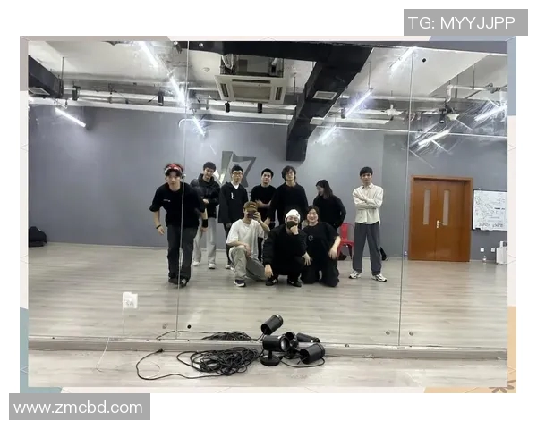 重庆街舞队的速度与技巧探索街舞文化的魅力与挑战