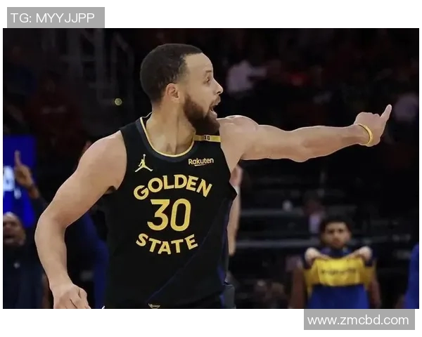 勇士与快船激战四月二十二日NBA季后赛精彩对决即将上演 勇士与快船激战四月二十二日NBA季后赛精彩对决即将上演