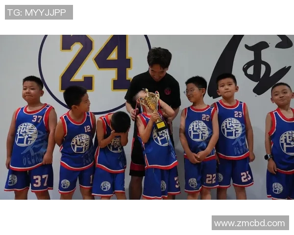 特雷杨的篮球之路:从天才少年到NBA超级明星的成长历程 特雷杨的篮球之路:从天才少年到NBA超级明星的成长历程