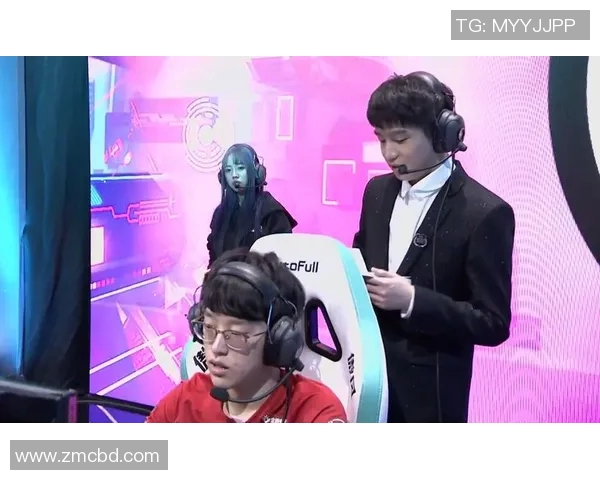 米内罗与运动男孩激战正酣谁能在这场对决中笑到最后