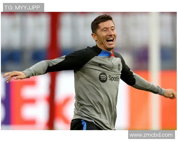 莱万状态火热欧冠赛场10场狂轰12球稳居射手榜首位 莱万状态火热欧冠赛场10场狂轰12球稳居射手榜首位