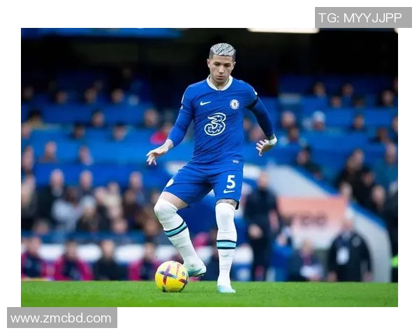 诺维奇与切尔西精彩对决集锦回顾及比赛亮点分析